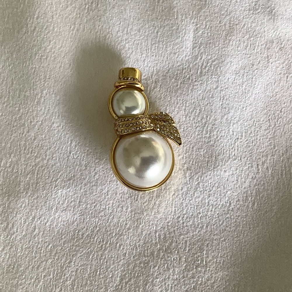 Vintage Gold Pearl & Crystals Snowman Brooch ⛄️